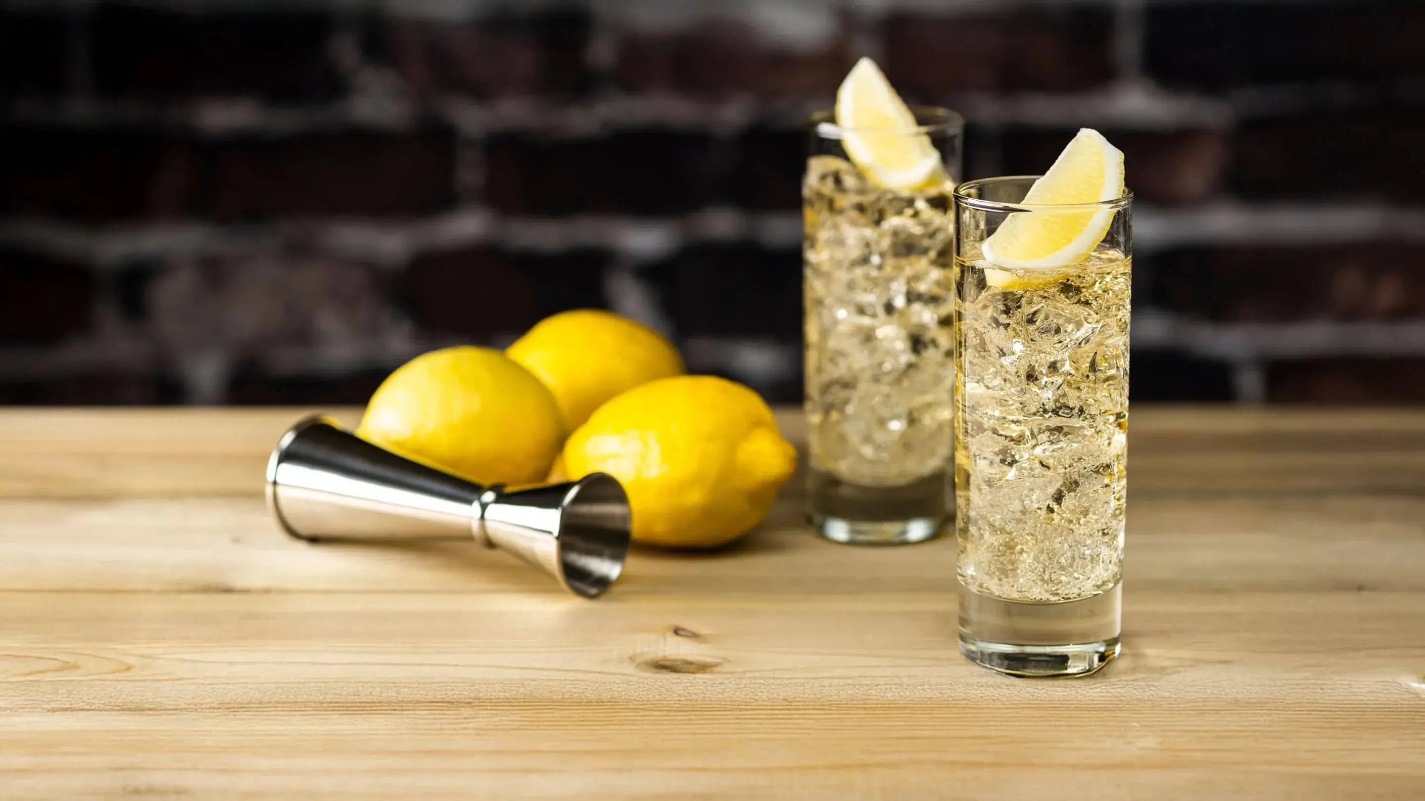 highball glass for whisky soda