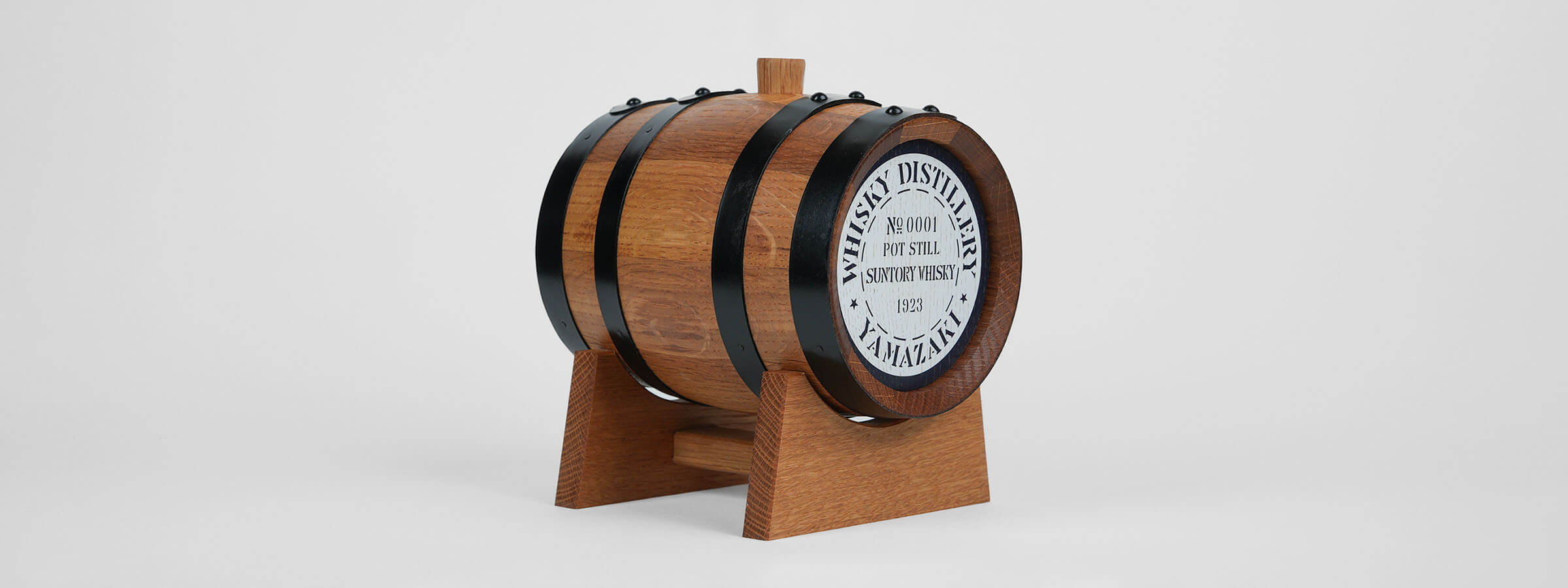 Exquisite handcrafted Japanese oak wood products, including premium drinkware and home accessories by KyotoLux.