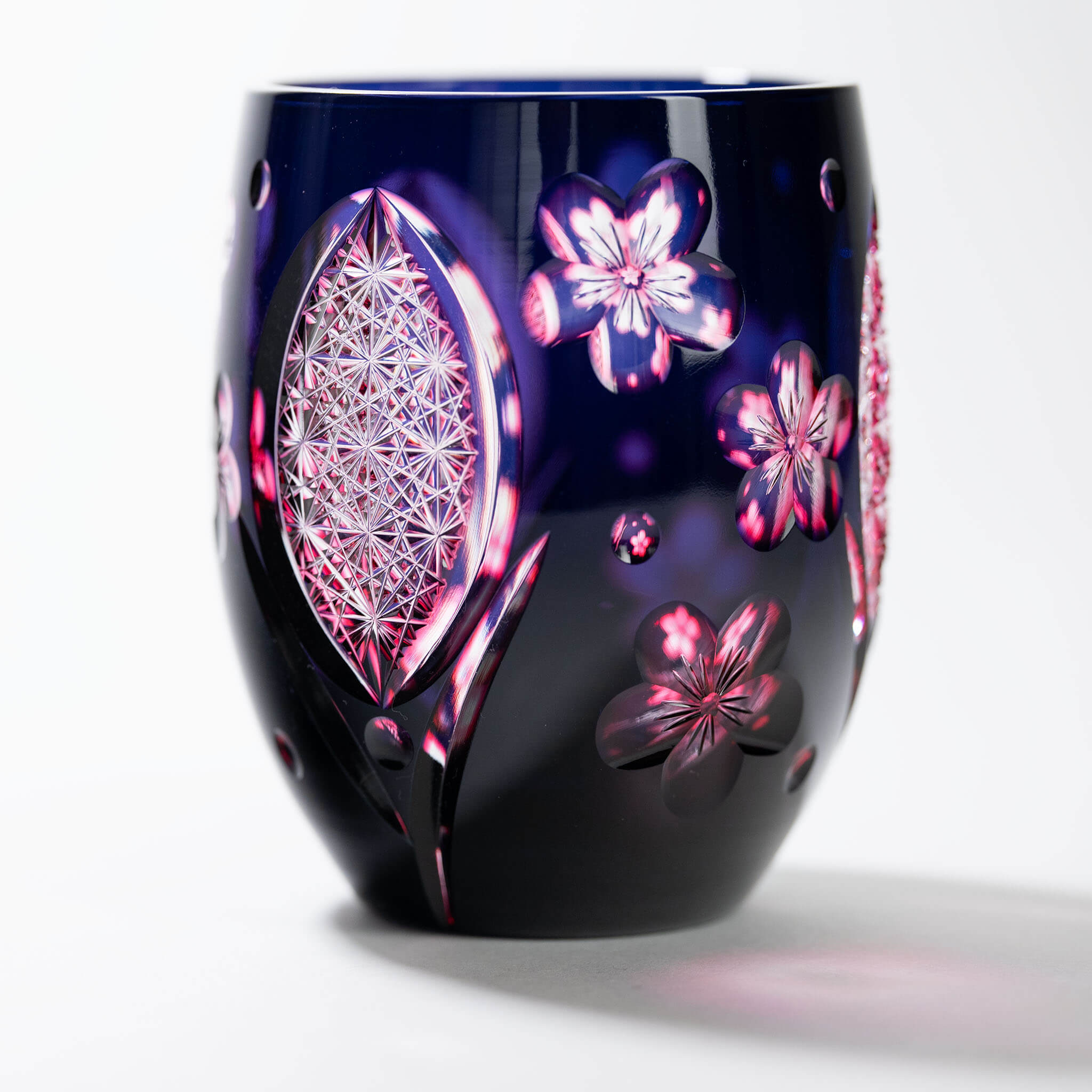 Kaito Nabetani Edo Kiriko "Yozakura" Night Cherry Blossom Rock Glass Edo Kiriko