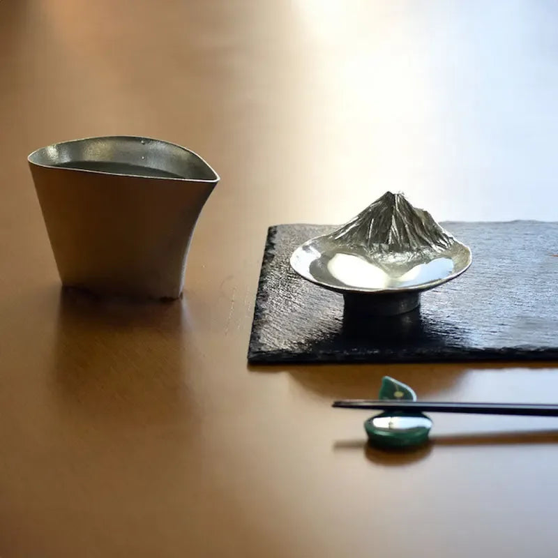 Detailed view of the inverted Mount Fuji design that emerges when filled with sake