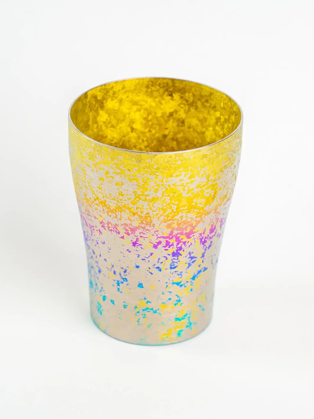 Top-down view of rainbow tumbler, circular rim