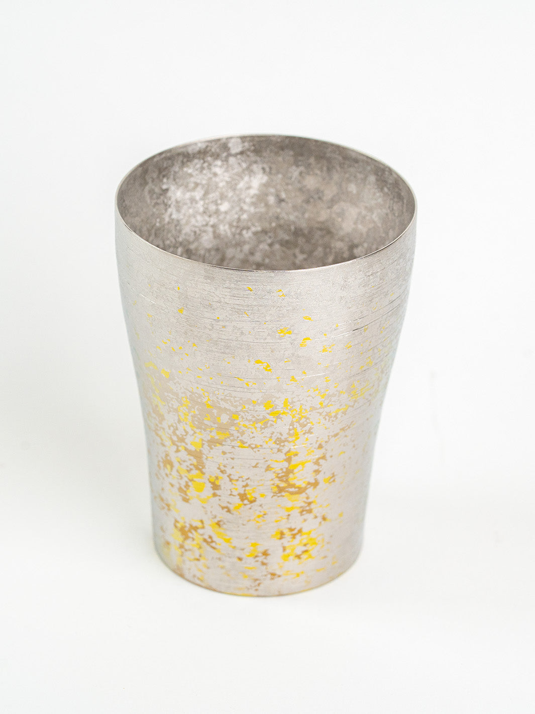 Top-down look at rim of silver 250ml tumbler