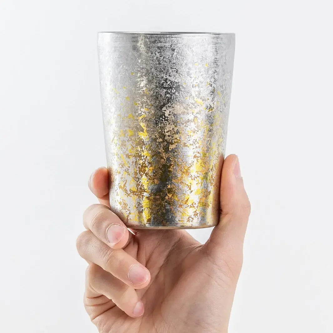 Silver titanium tumbler held from front, 400ml