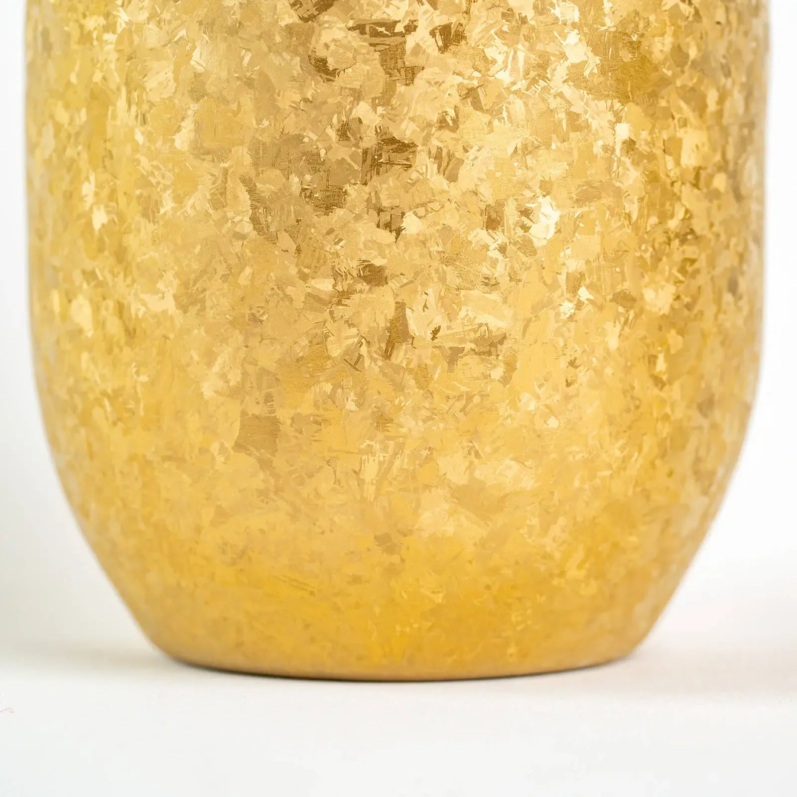 Fine brushed titanium finish on the Horie Gold Tumbler