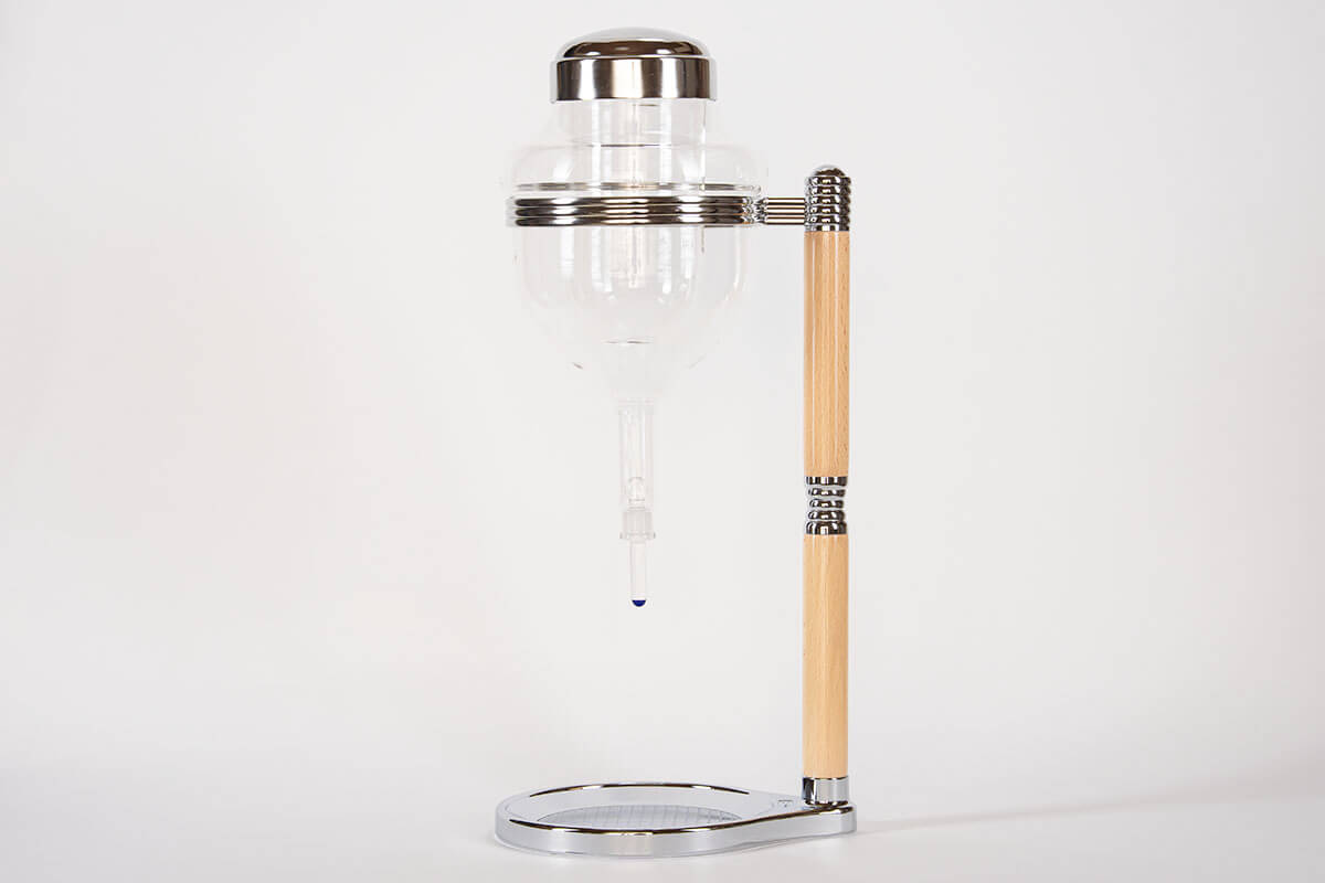 Japanese iced sake dispenser, keeps sake perfectly chilled – KyotoLux