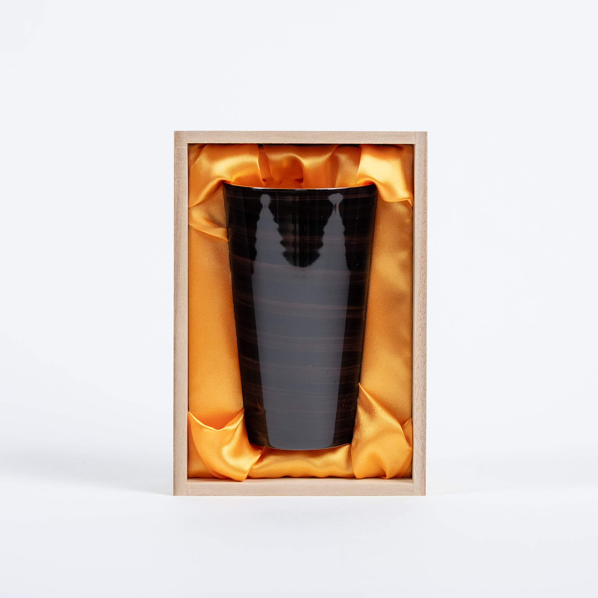 Brown Japanese lacquered 300ml stainless steel tumbler displayed in a gold-lined wooden box