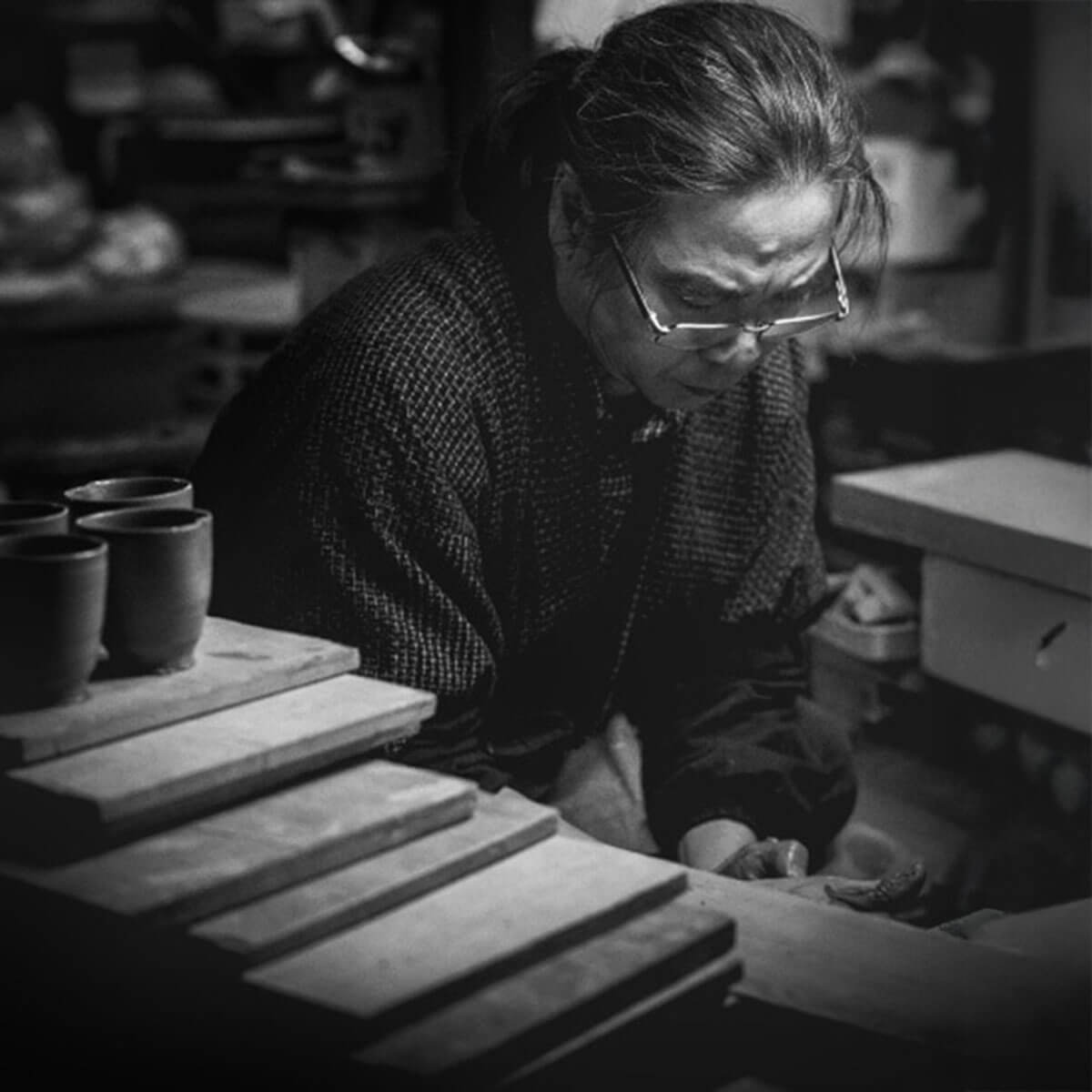 Close-up of premium Japanese drinkware showing Monozukuri craftsmanship, ideal for high-end Japanese gifts.