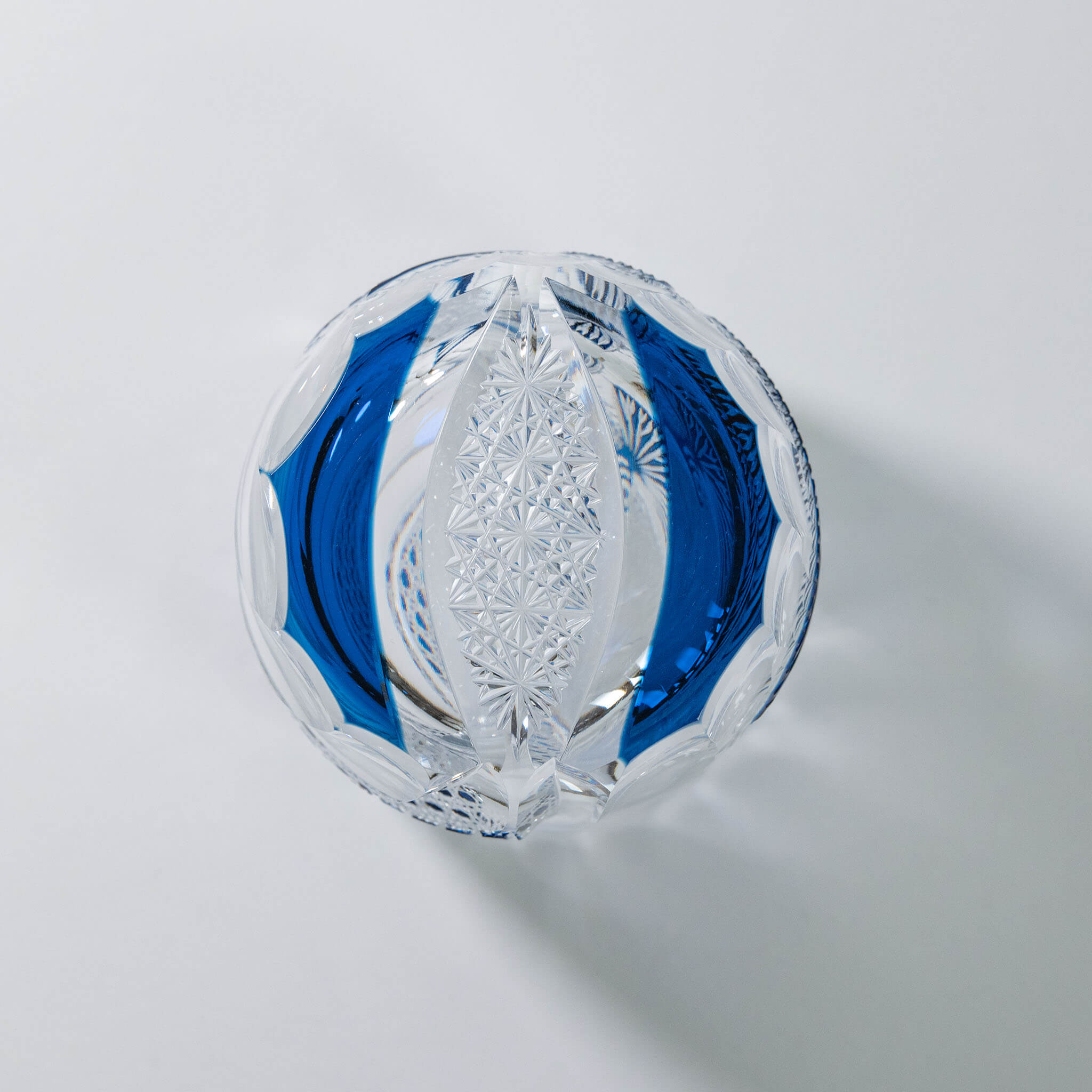 Junichi Nabetani Edo Kiriko "Flying Fish" Blue Crystal Rock Glass Edo Kiriko