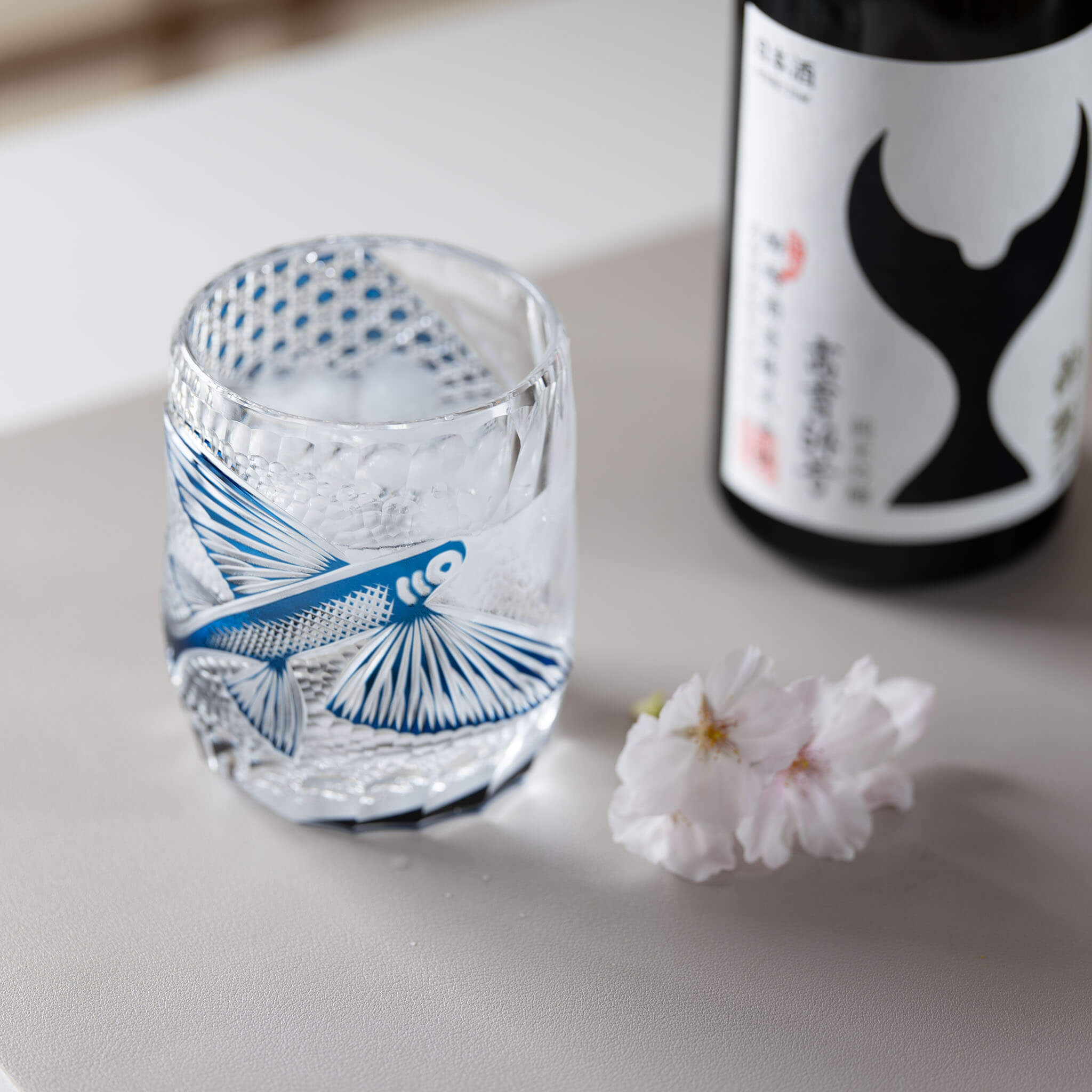 Junichi Nabetani Edo Kiriko "Flying Fish" Blue Crystal Rock Glass Edo Kiriko