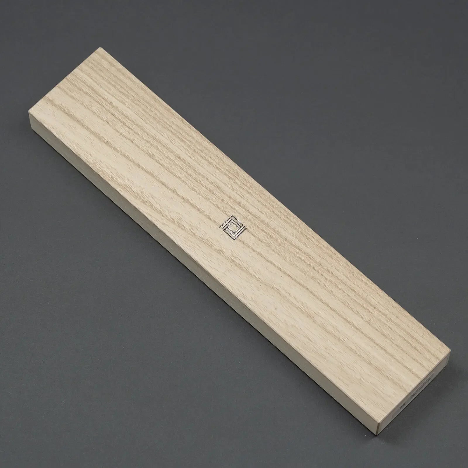 Gift box packaging of Shizuhamono 190mm chef knife – made in Japan