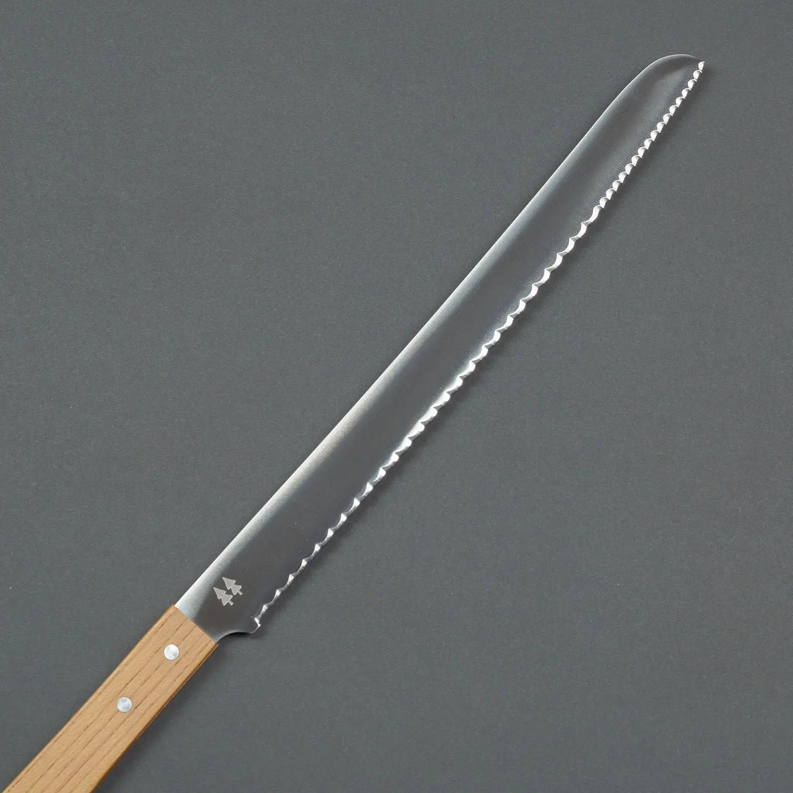 Shizuhamono Japanese bread knife 240mm with wood handle