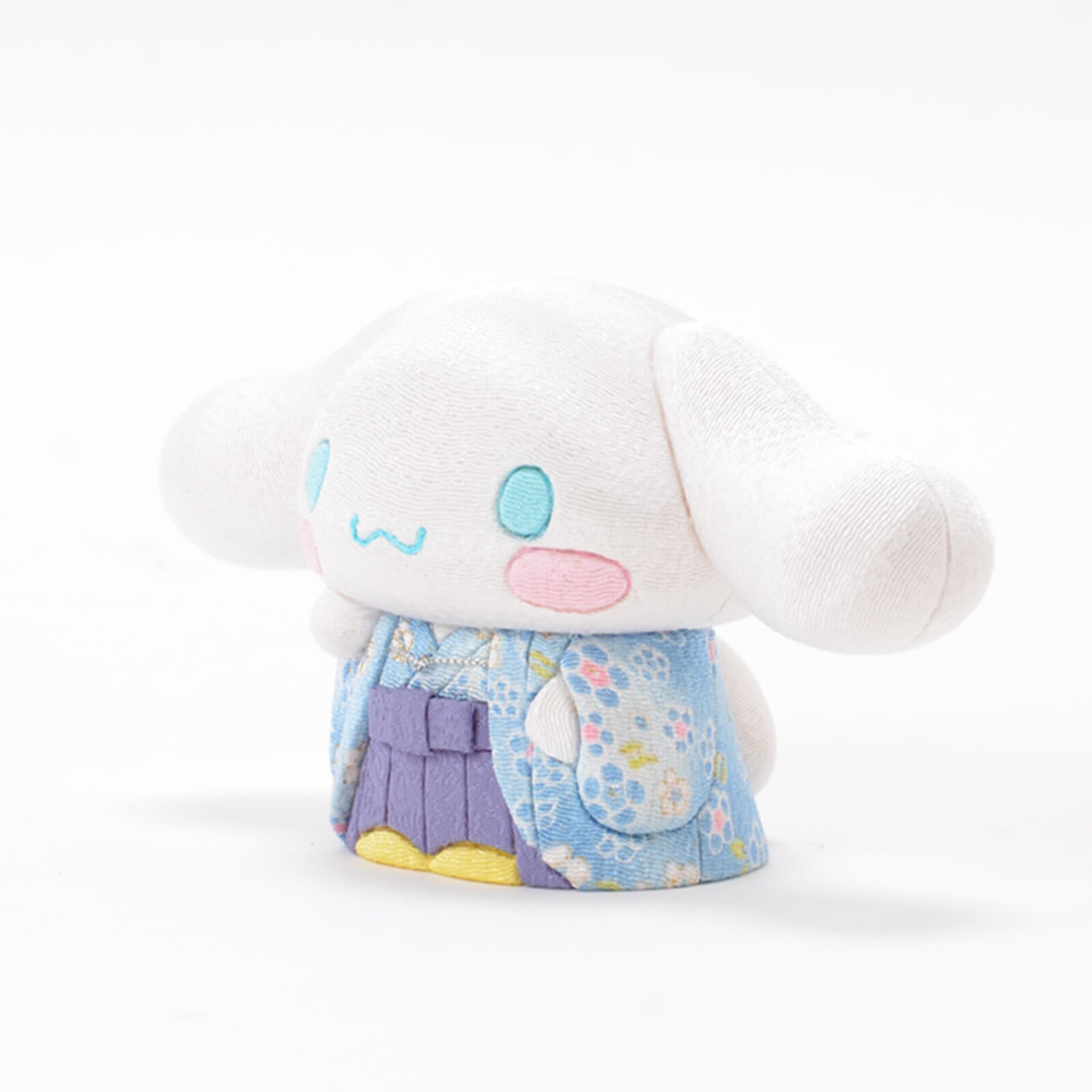 Cinnamoroll Maneki-Neko Kimekomi Doll – by Kakinuma Toko KyotoLux