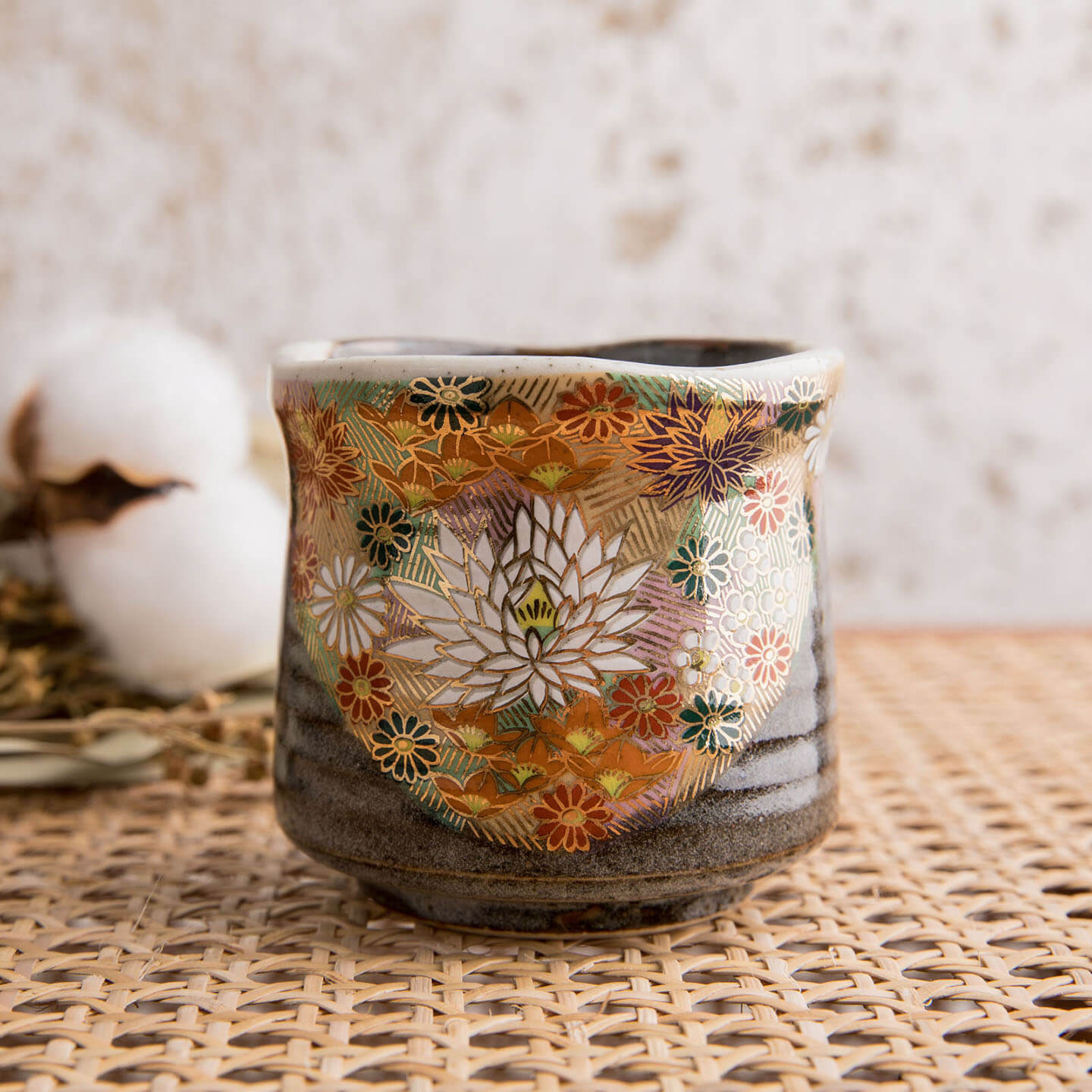 Hanazume Kutani Ware Teacup - Perfect Japanese Gift