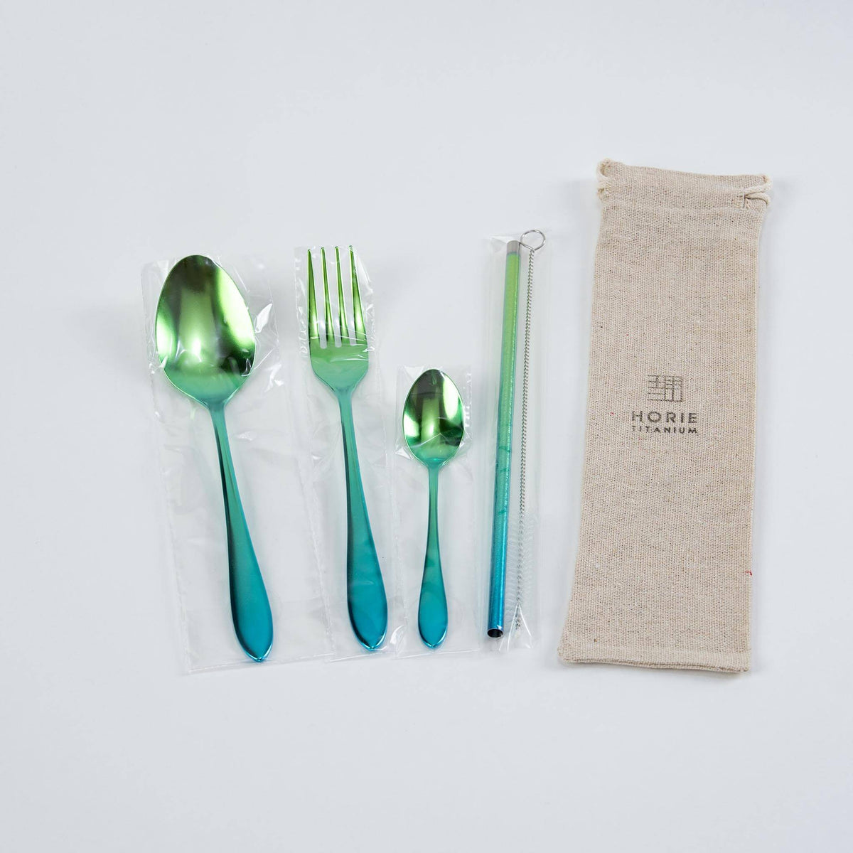 HORIE green gradient titanium cutlery set with spoon, fork, coffee spoon, straw, cleaning brush and linen pouch
