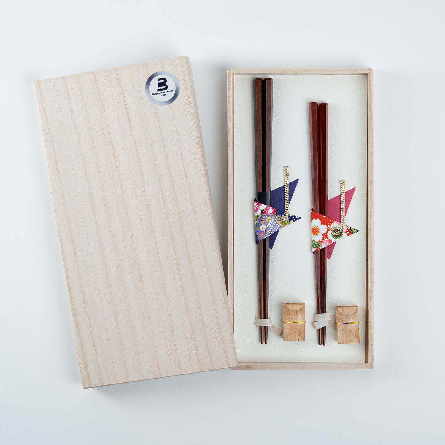 Handmade Japanese couple chopsticks gift set with wooden box and origami decoration