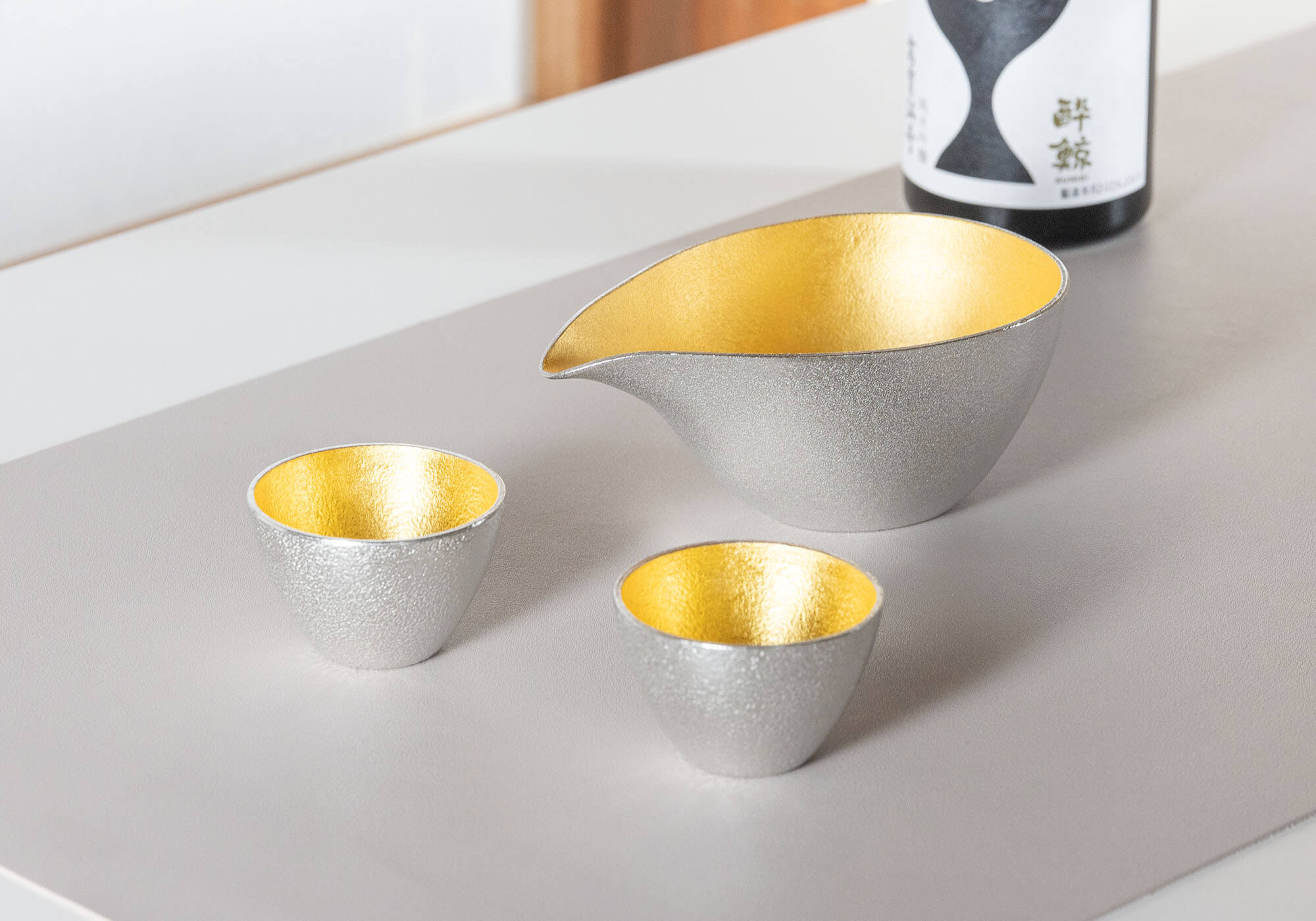 日本酒セット：伝統的な酒器、バーウェア＆ギフトアイデア