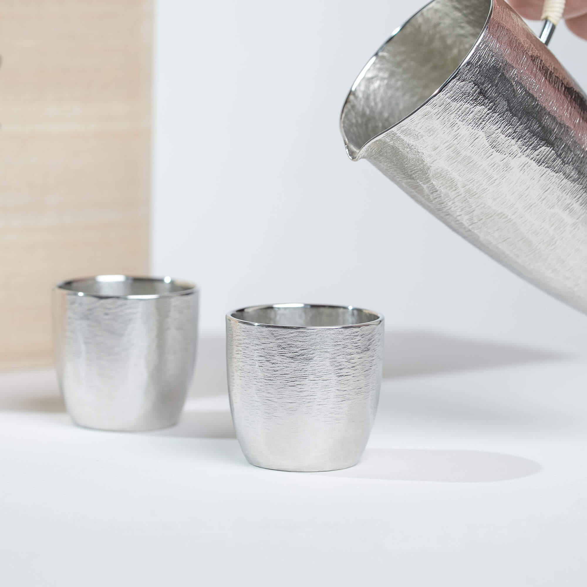 大阪錫器「初瀬」酒器セット｜日本製手作り錫製ドリンクウェア