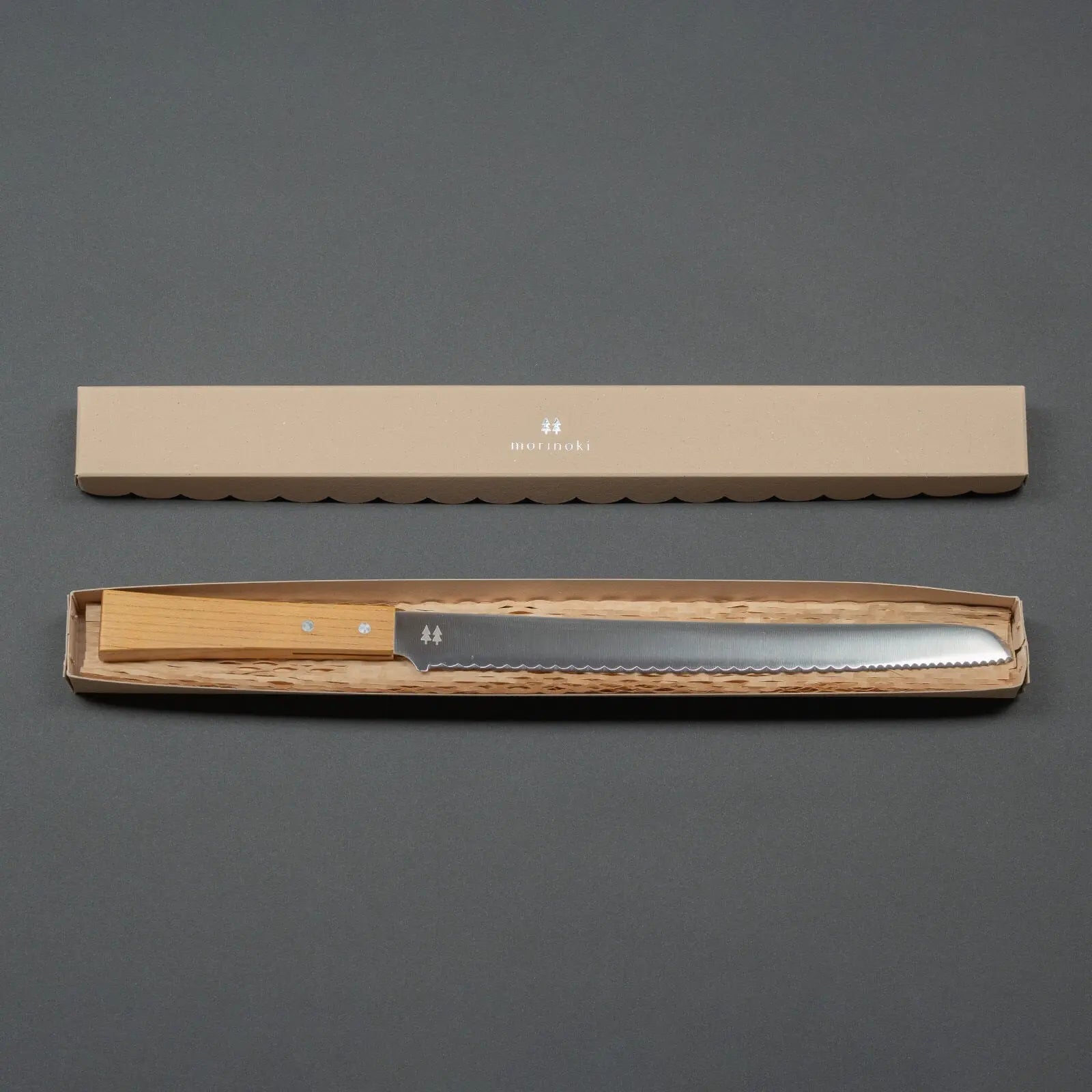 Gift box for Shizuhamono morinoki bread knife