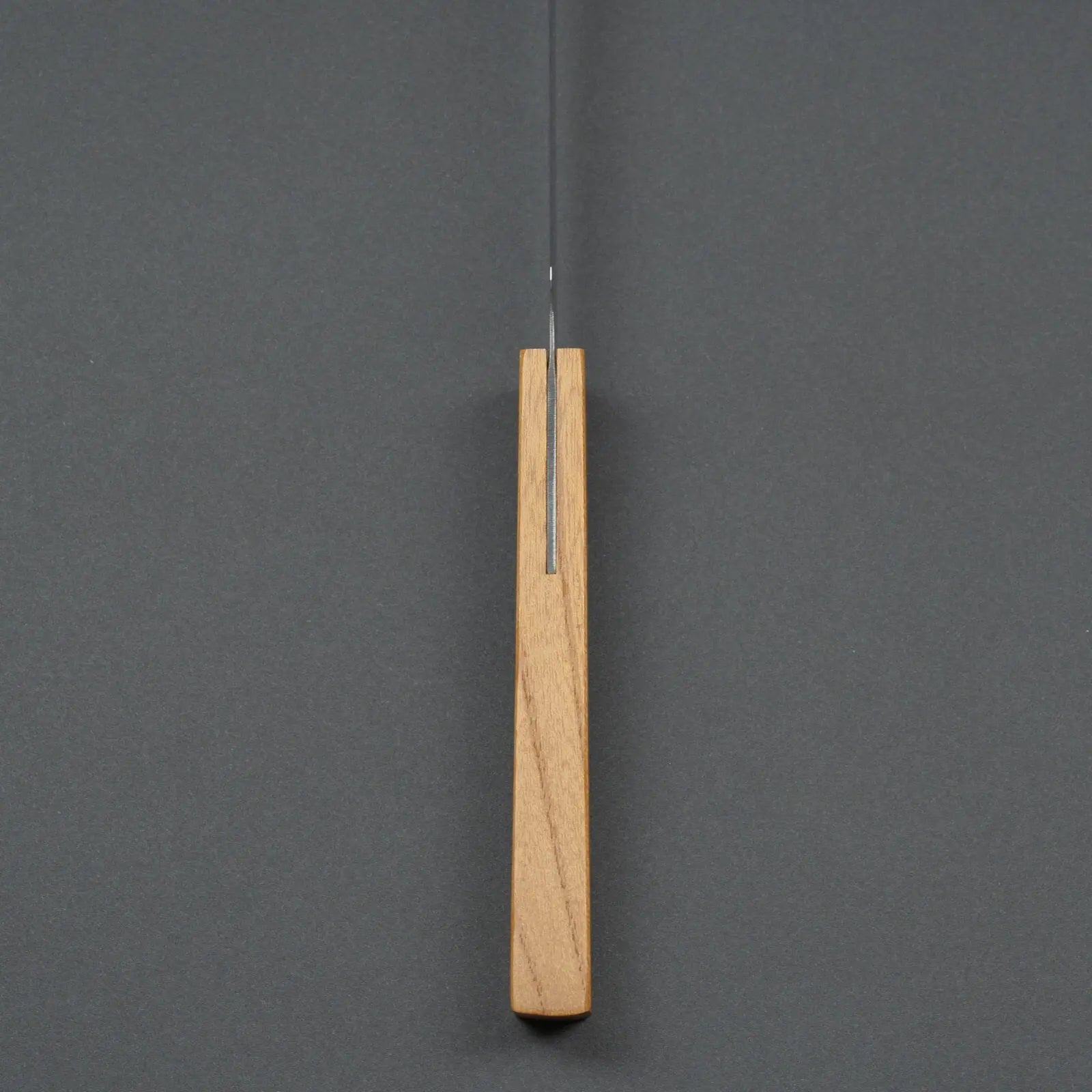 Seamless fit between stainless blade and zelkova wood handle