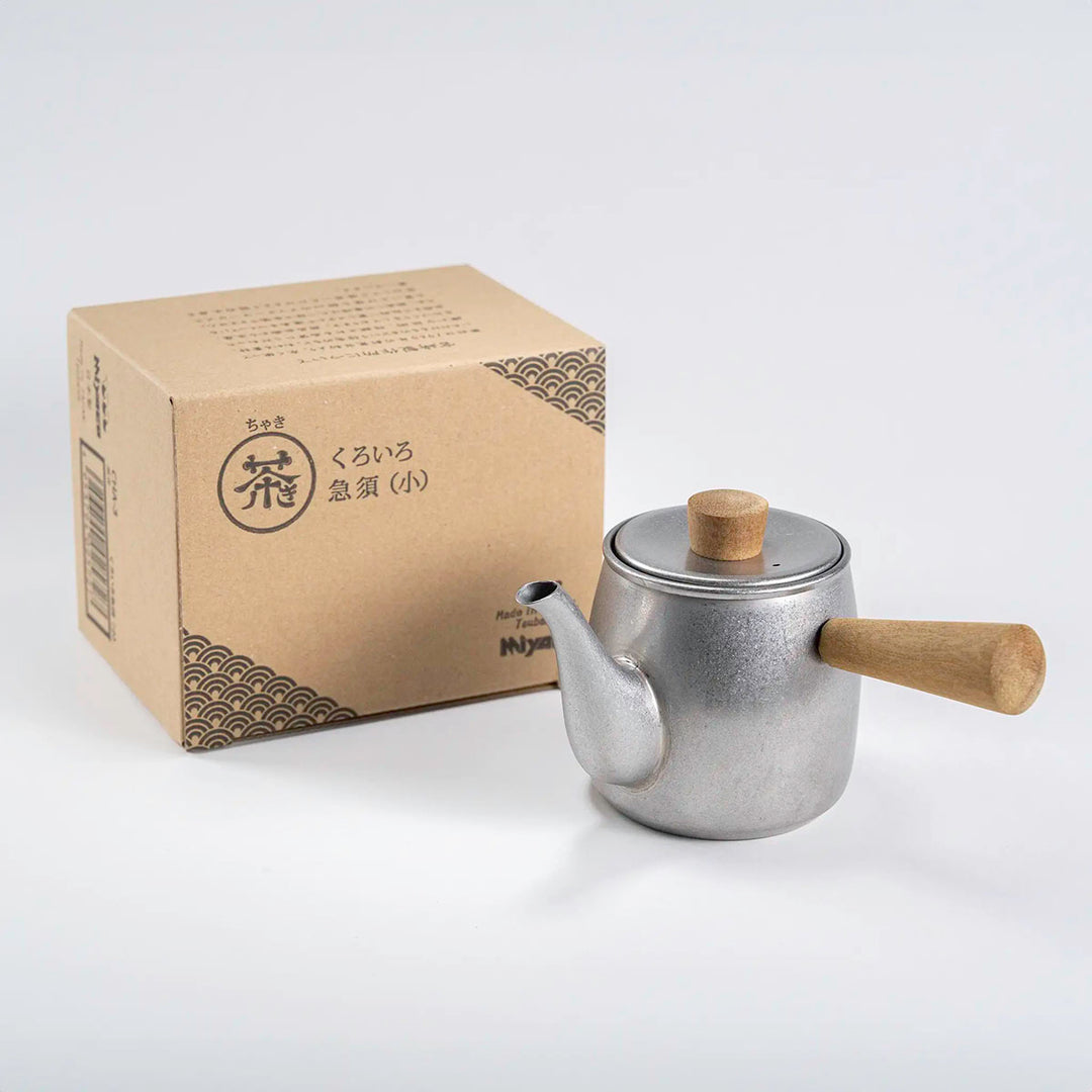 Packaging of the 18-8 Stainless Steel Teapot from Tsubame City, Japan